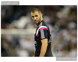 LPL冠军中单晚节不保！单局1-8刷新下限，观众喊话官方：严查账户