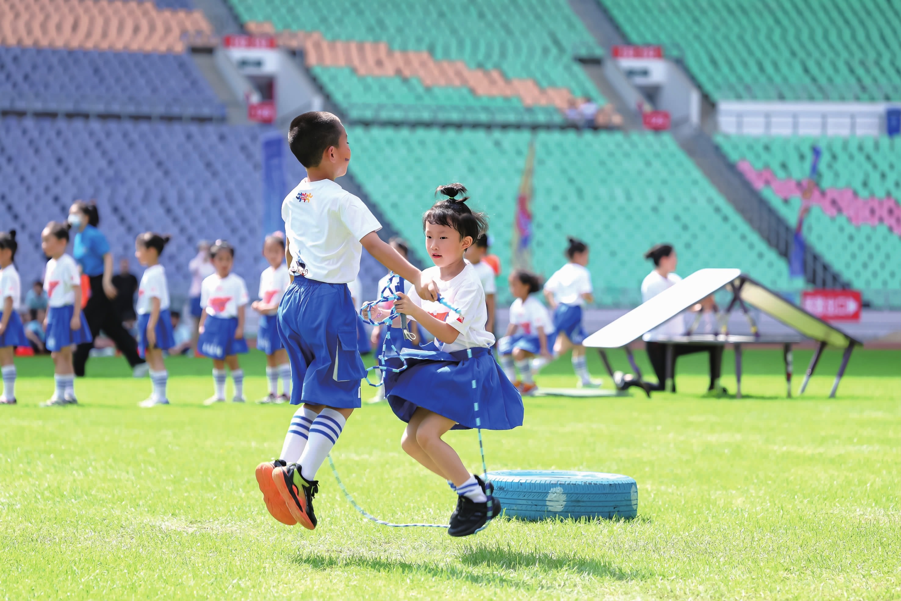 扑克中的理性与克制（牌桌上的冷静与自律）