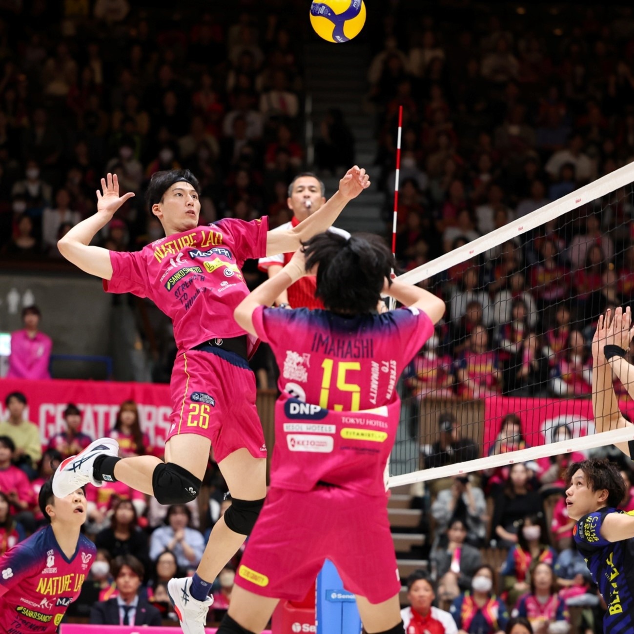 世界男排联赛最新积分榜：中国1-3出局，意大利晋级四强