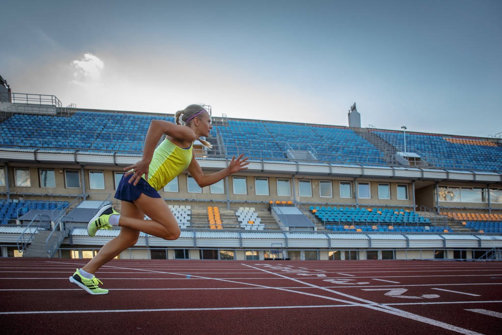骨牌与扑克牌：两种不同材质下牛牛玩法的体感差异。（从骨牌到扑克牌：材质差异如何影响牛牛的体感体验）